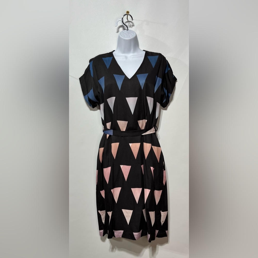 Elk Agnes V-Neck Belted Dress in a multicoloured geometric pattern‎ Size 4 NWT